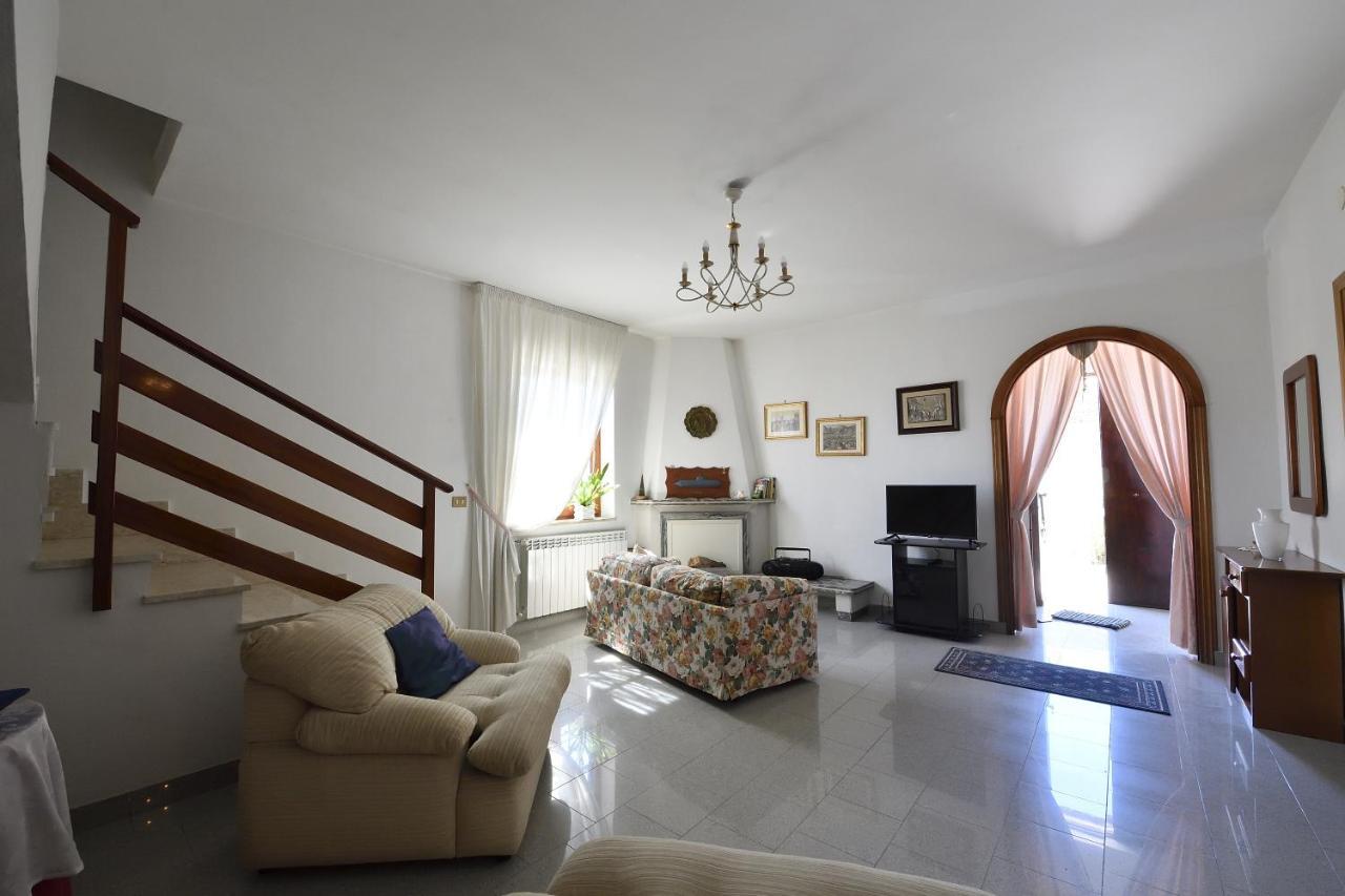 Villa Dafne Mare Fondi Sperlonga Екстериор снимка